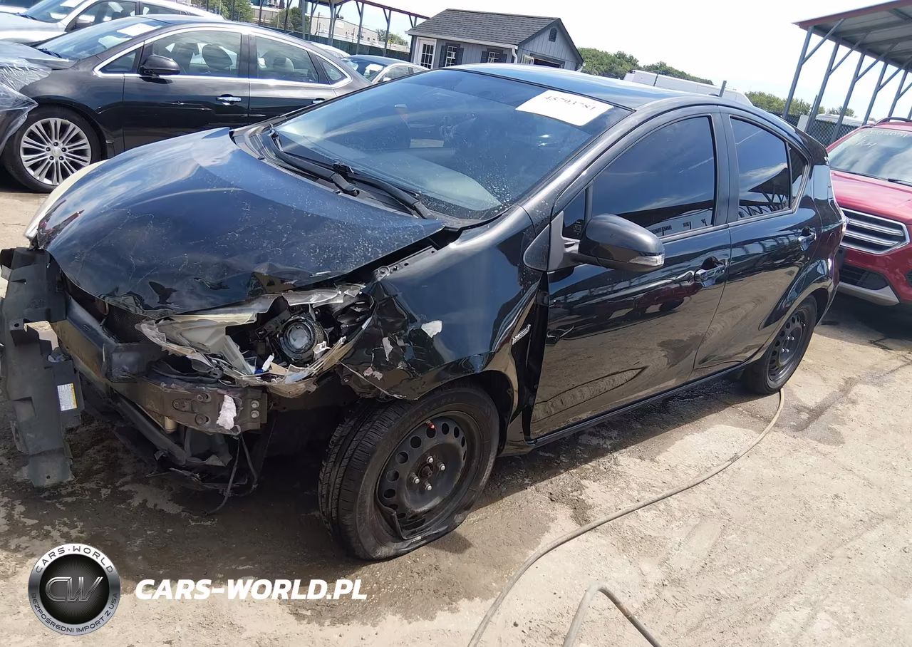 2016 Toyota Prius C Two VIN:JTDKDTB38G1121627 - 2