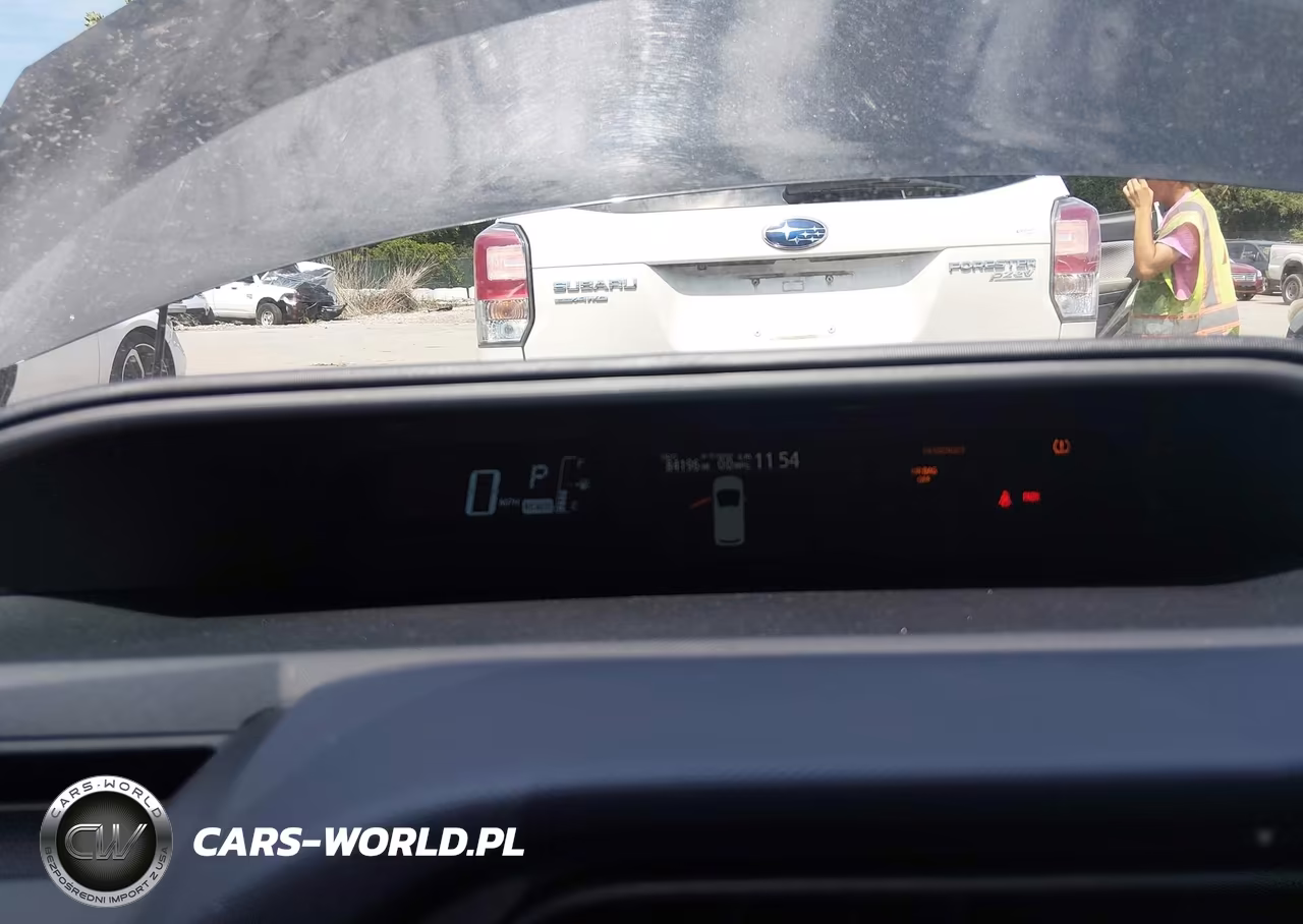 2016 Toyota Prius C Two VIN:JTDKDTB38G1121627 - 7