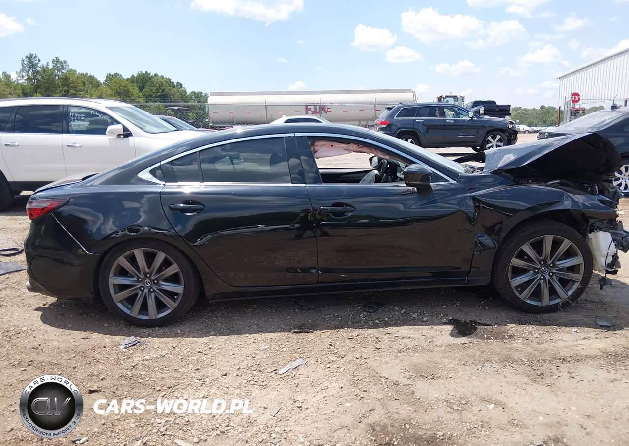 2018 Mazda Mazda6 Touring VIN:JM1GL1VM9J1327063 - 13