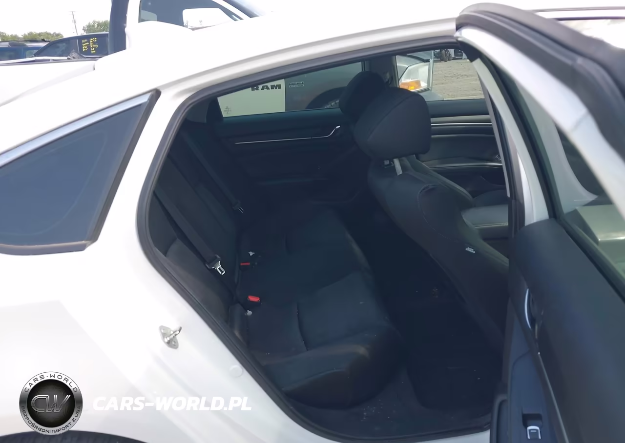 2018 Honda Accord Lx VIN:1HGCV1F18JA090225 - 8