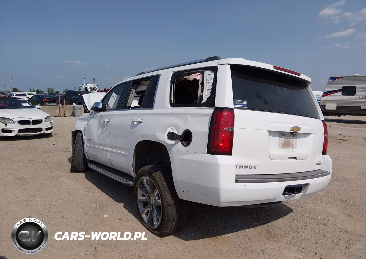 2017 Chevrolet Tahoe Premier VIN:1GNSCCKC7HR335957 - 16