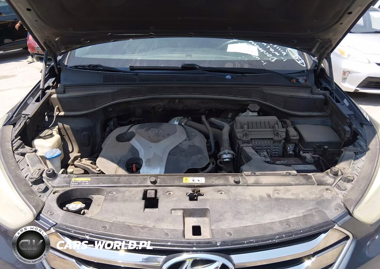2013 Hyundai Santa Fe Sport 2.0T VIN:5XYZU3LA2DG115927 - 10