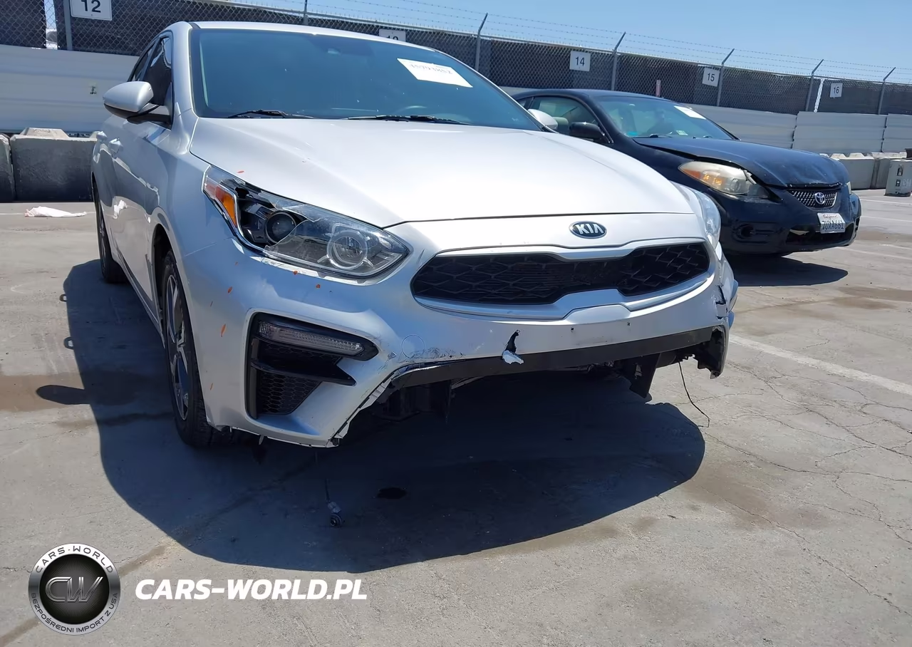 2021 Kia Forte Lxs VIN:3KPF24AD9ME323814 - 6