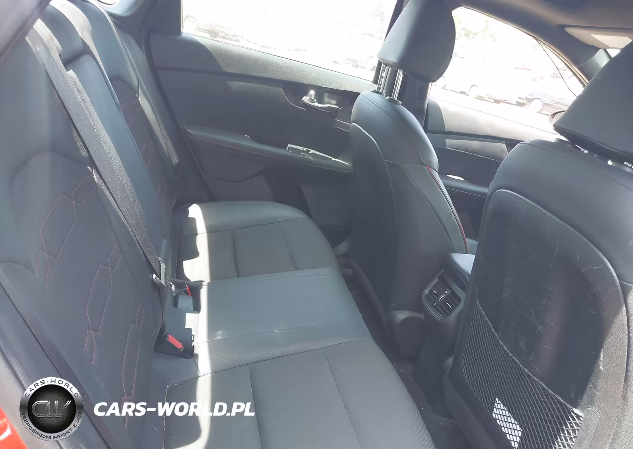 2020 Kia Forte Gt Manual VIN:3KPF44AC2LE171648 - 8