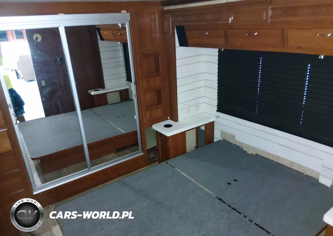 2007 Freightliner Chassis X Line Motor Home VIN:4UZACJDC47CZ20451 - 12