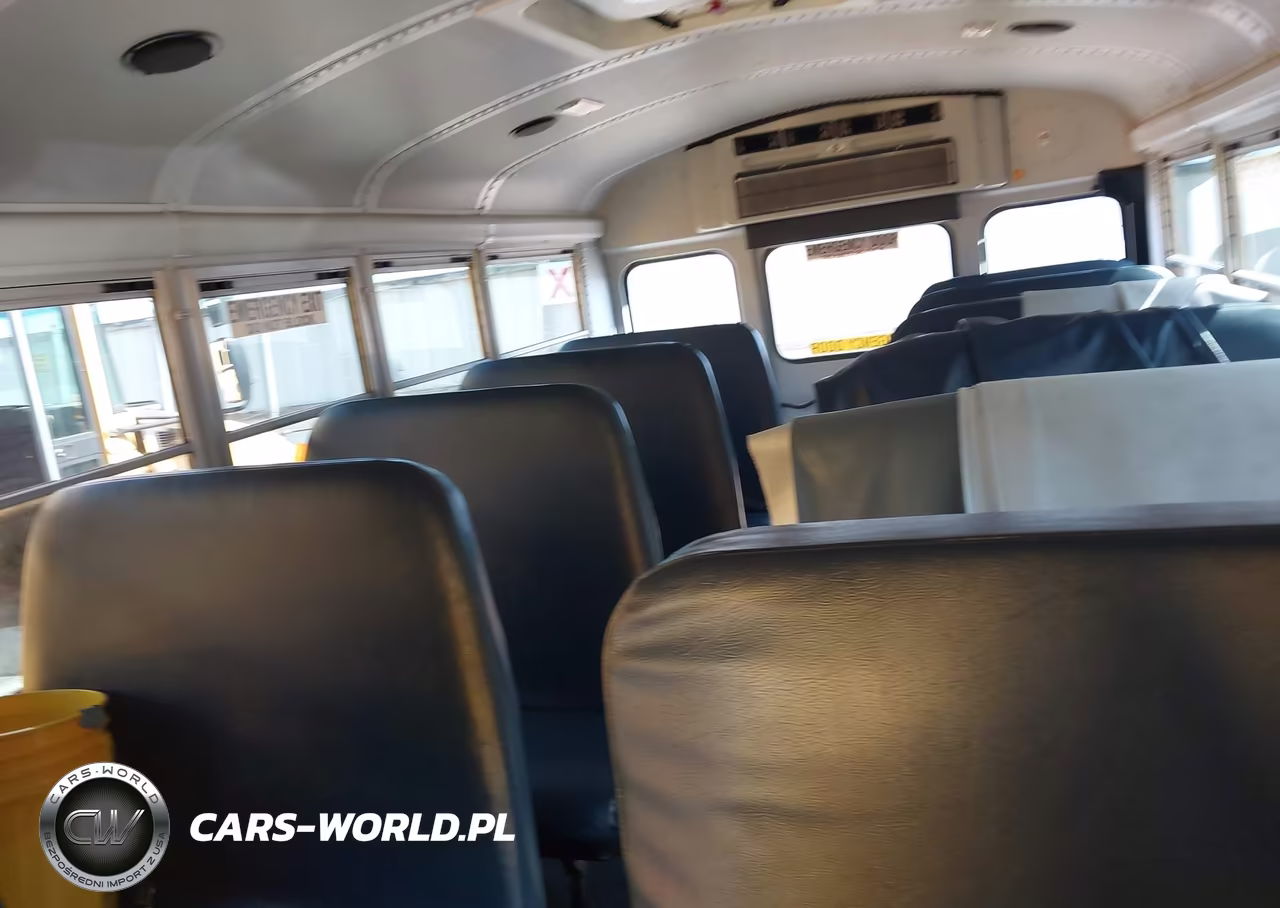 2016 Thomas Bus Express Cutaway VIN:1GB3GSBG1G1226961 - 7