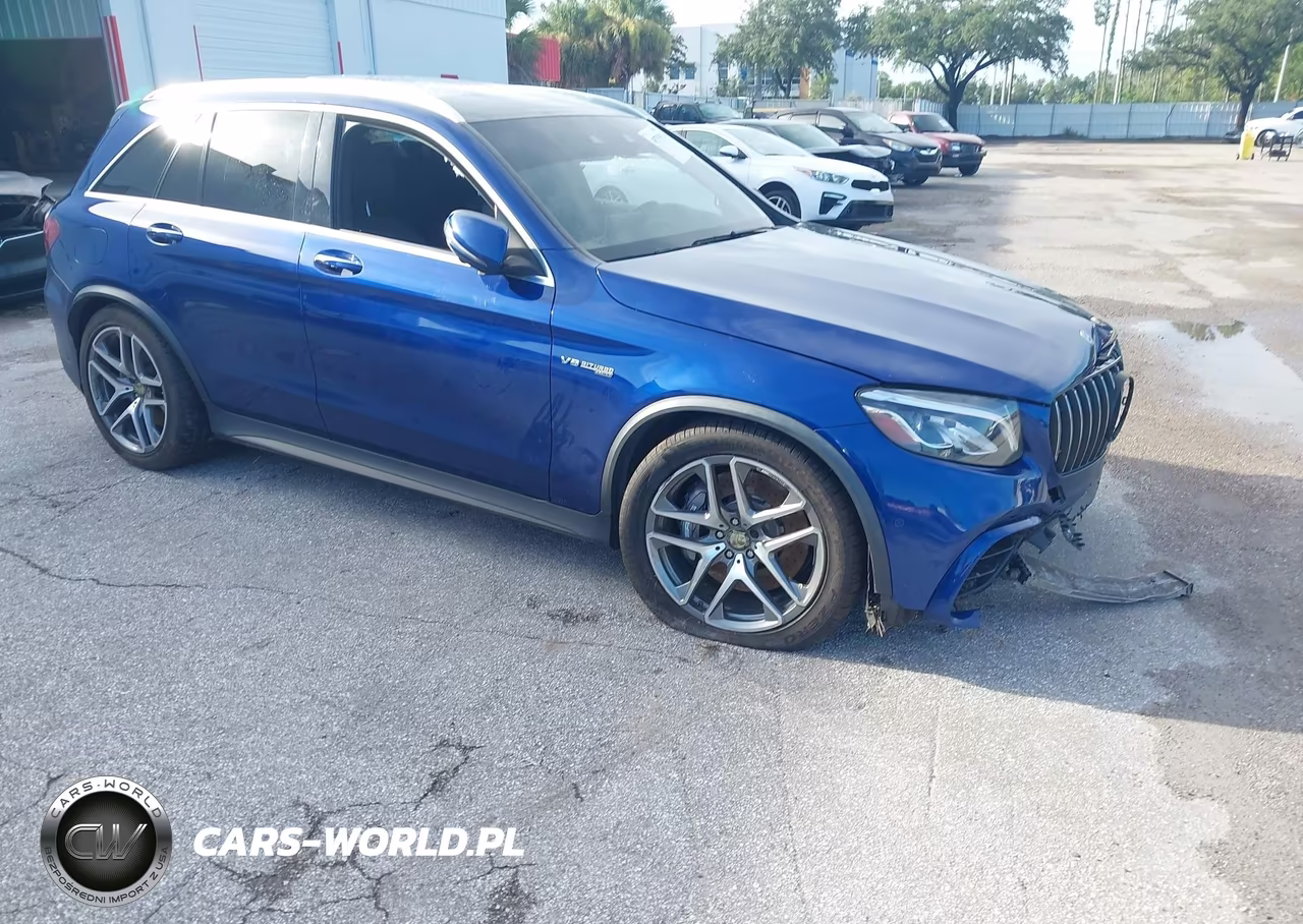 2018 Mercedes-Benz Amg Glc 63 4Matic – zdjęcie 1 z 16