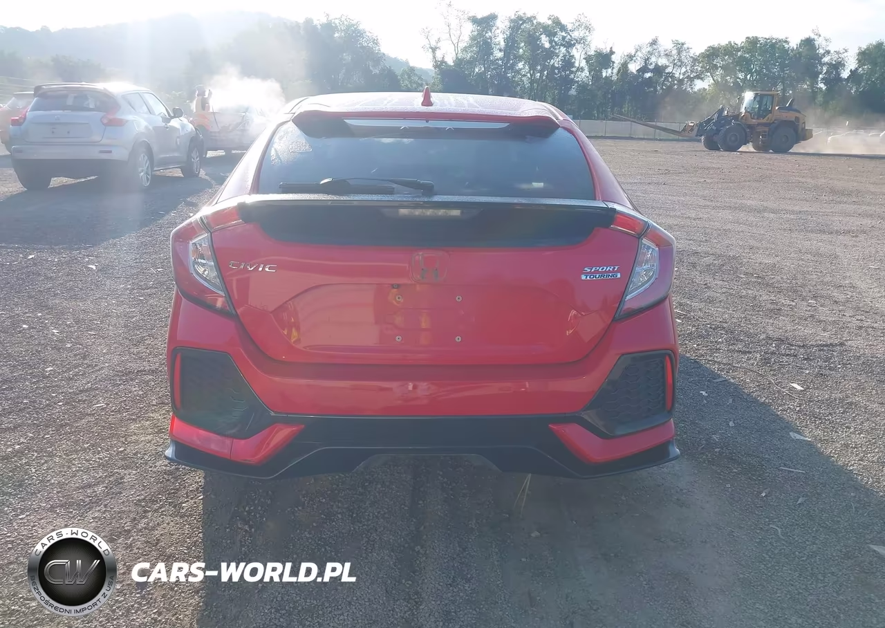 2018 Honda Civic Sport Touring VIN:SHHFK7H96JU418399 - 17
