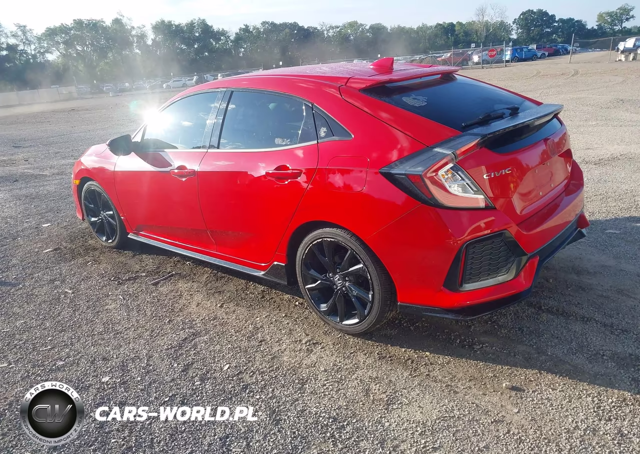2018 Honda Civic Sport Touring VIN:SHHFK7H96JU418399 - 3