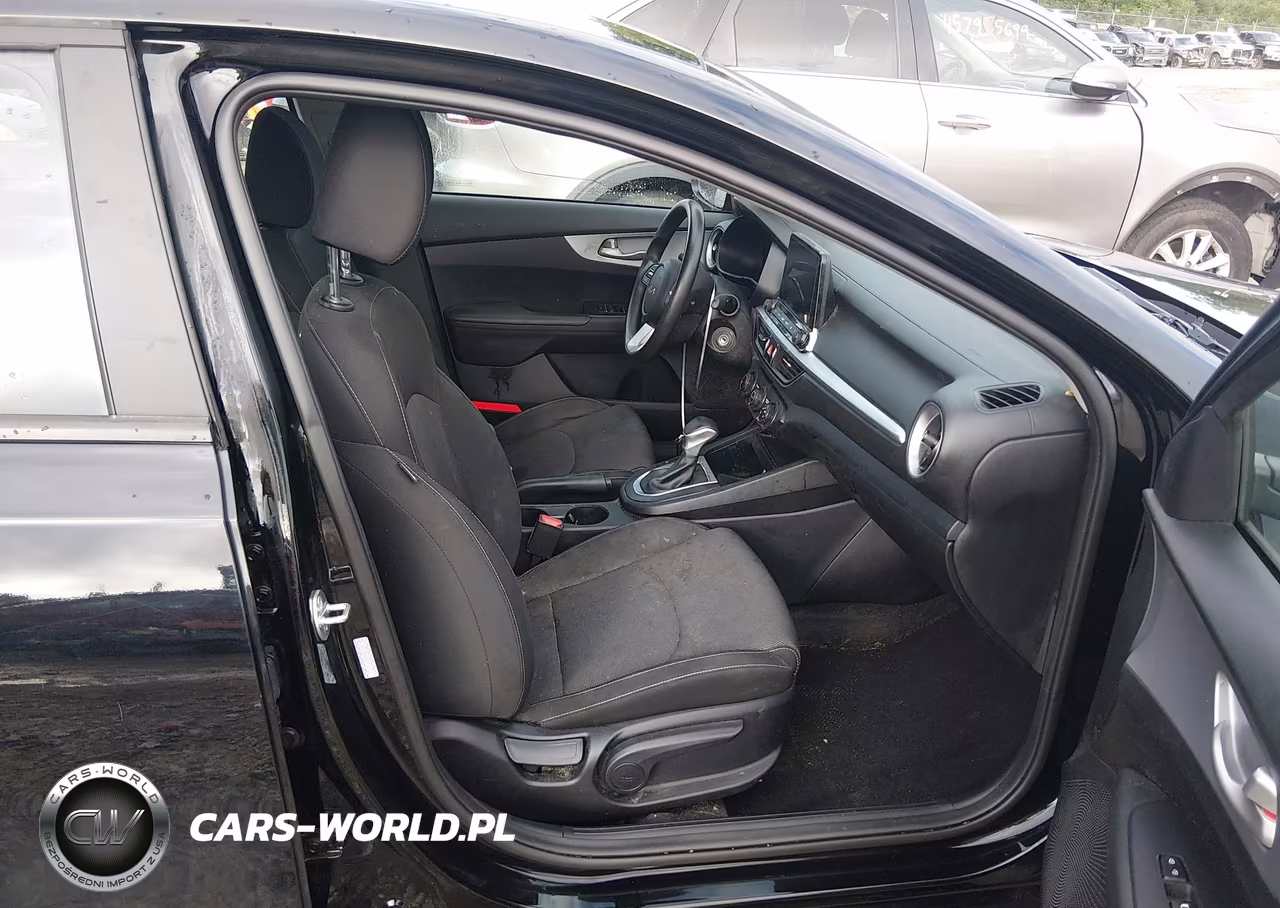 2024 Kia Forte Lxs VIN:3KPF24AD8RE806752 - 5