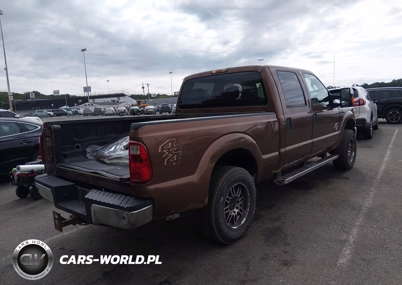 2011 Ford F-250 Xlt VIN:1FT7W2BT9BEB21597 - 4