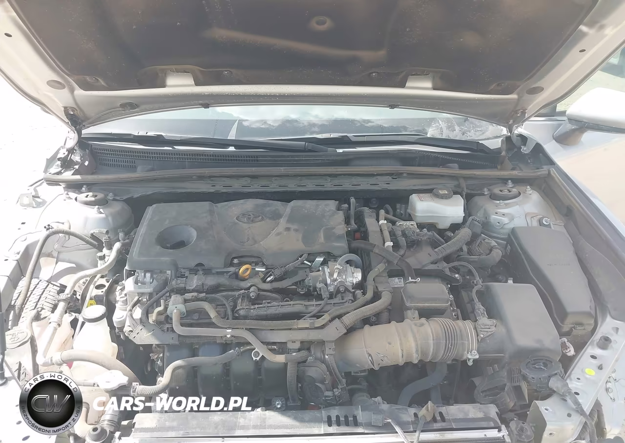 2024 Toyota Camry Hybrid Le VIN:4T1C31AK5RU070394 - 10