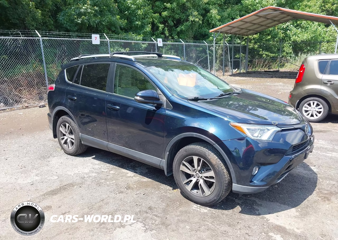 2018 Toyota Rav4 Xle VIN:JTMRFREVXJJ722778 - 1