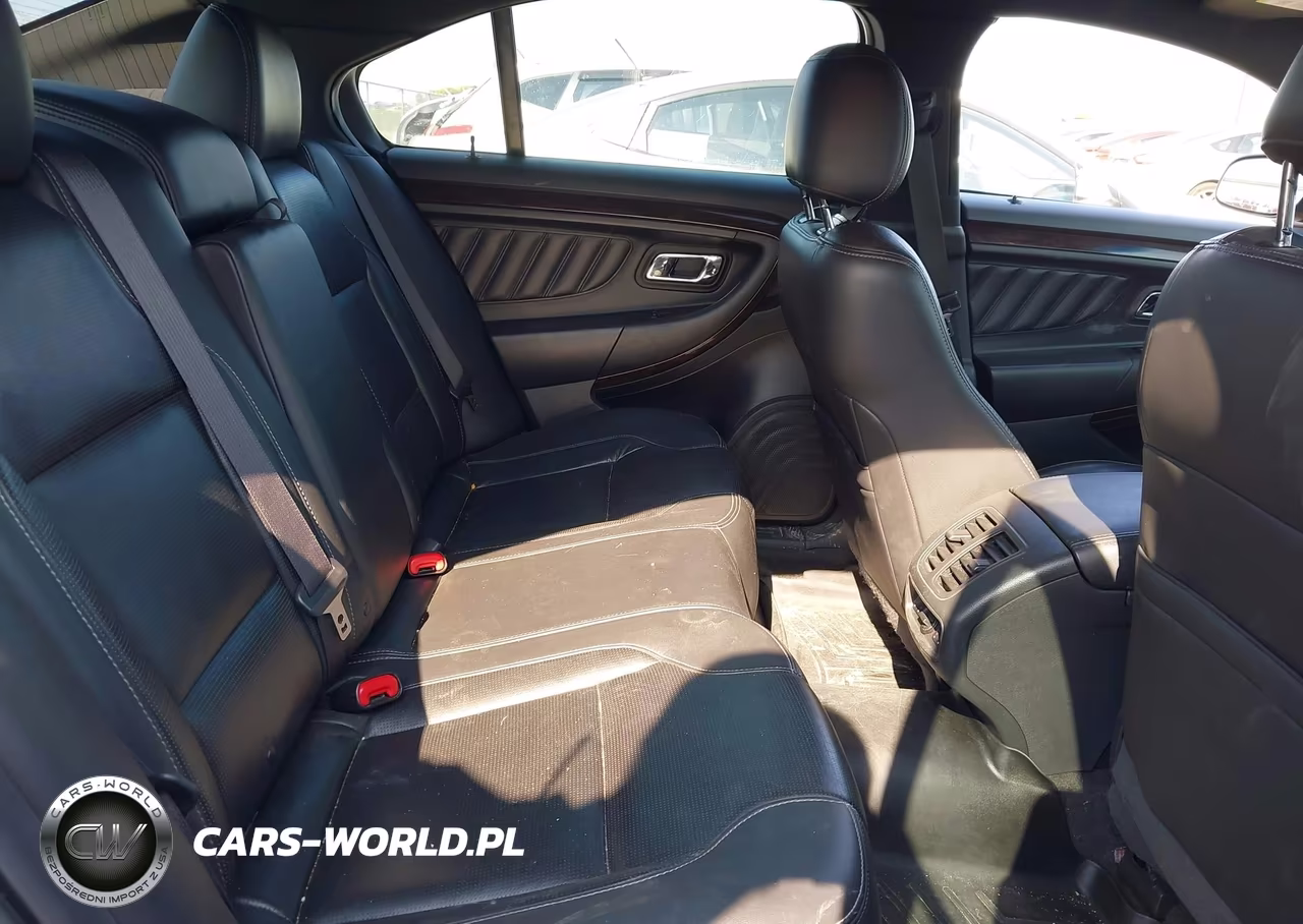 2017 Ford Taurus Limited VIN:1FAHP2J85HG124322 - 8