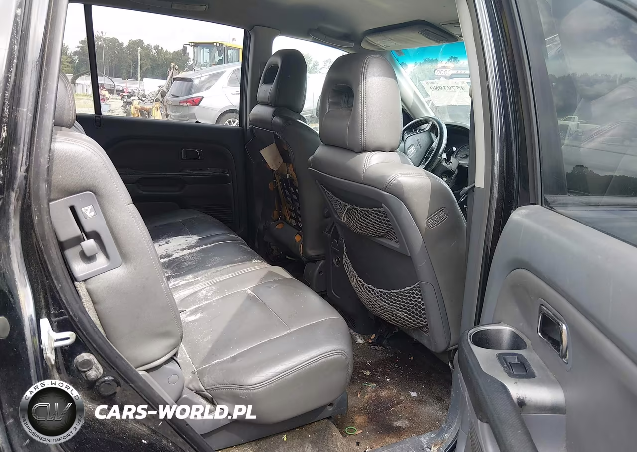 2004 Honda Pilot Ex VIN:5FNYF18464B004110 - 8