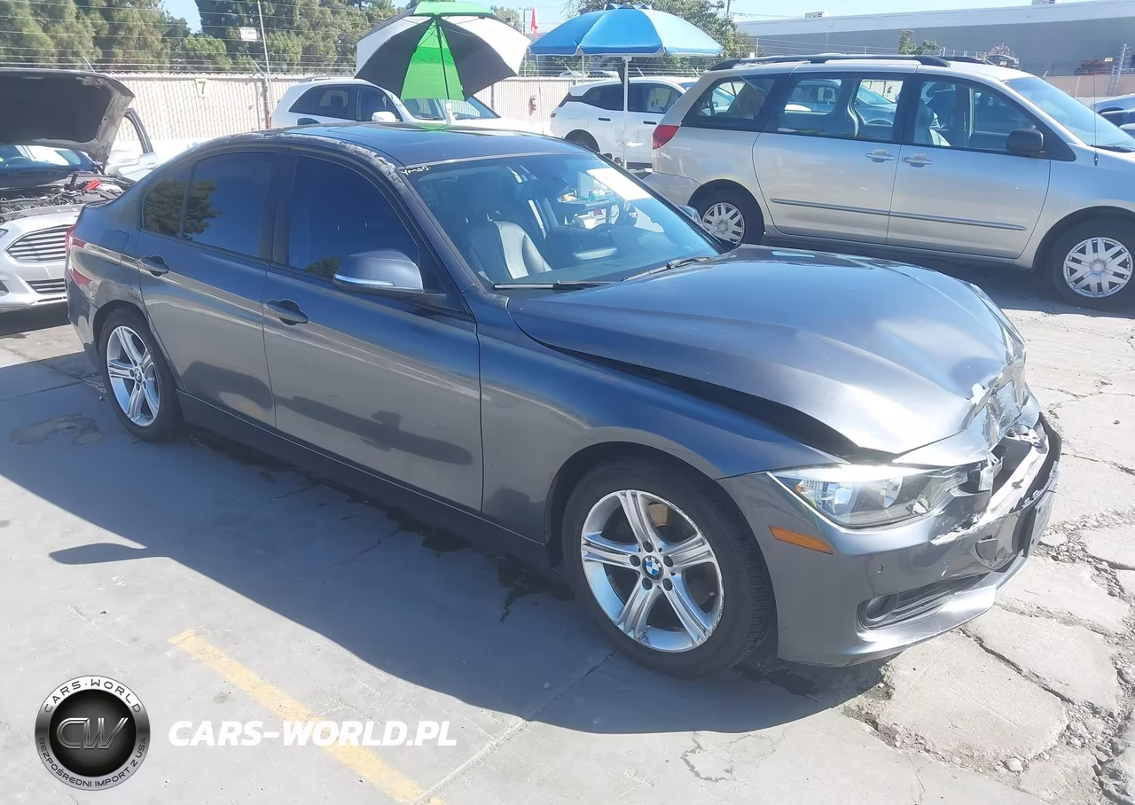 2013 BMW 328I – zdjęcie 1 z 11