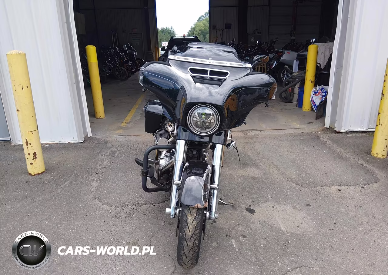 2016 Harley-Davidson Flhxs Street Glide Special VIN:1HD1KRM18GB625703 - 5