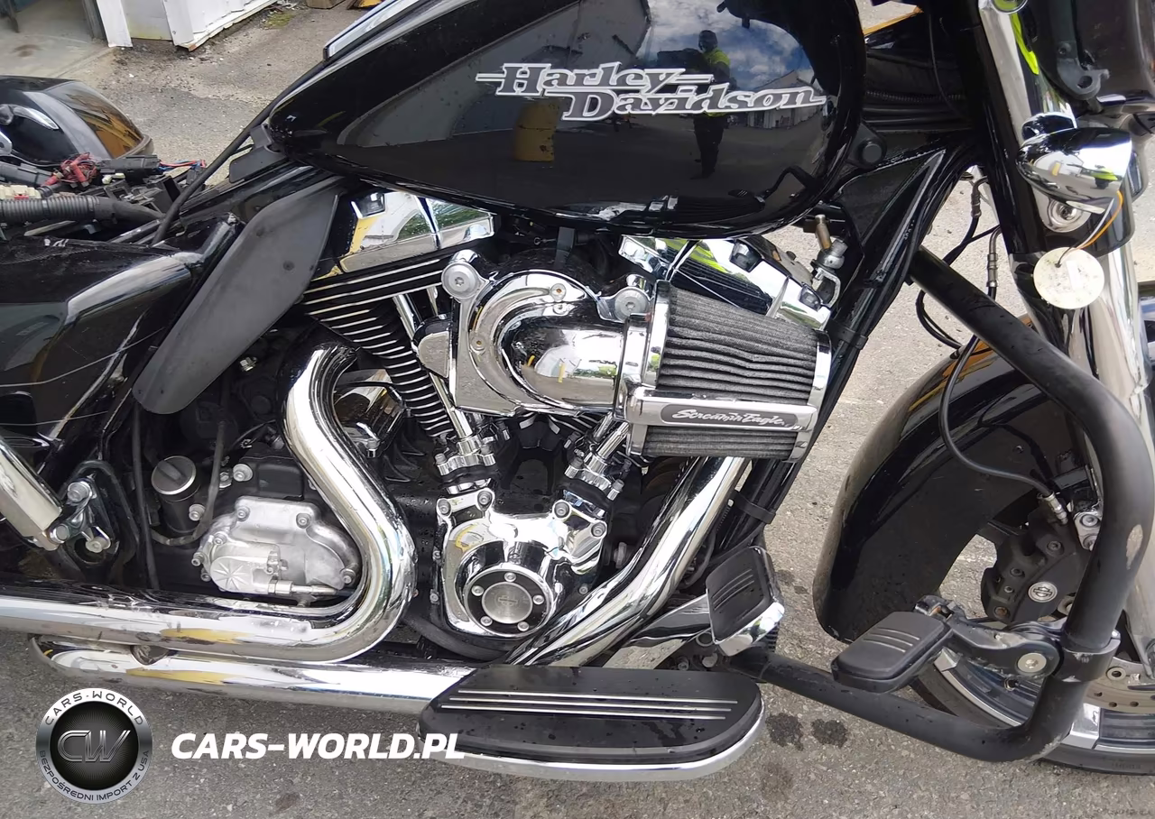 2016 Harley-Davidson Flhxs Street Glide Special VIN:1HD1KRM18GB625703 - 8