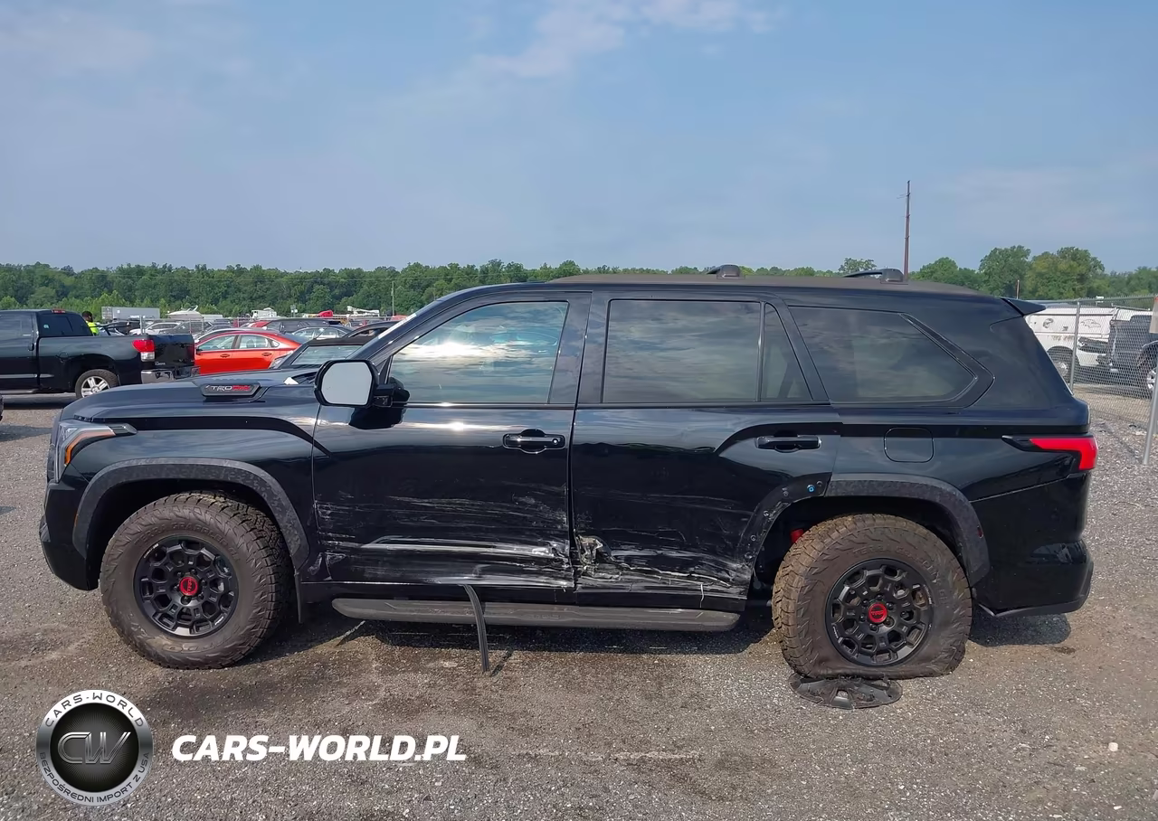 2023 Toyota Sequoia Trd Pro VIN:7SVAAABA2PX012977 - 14