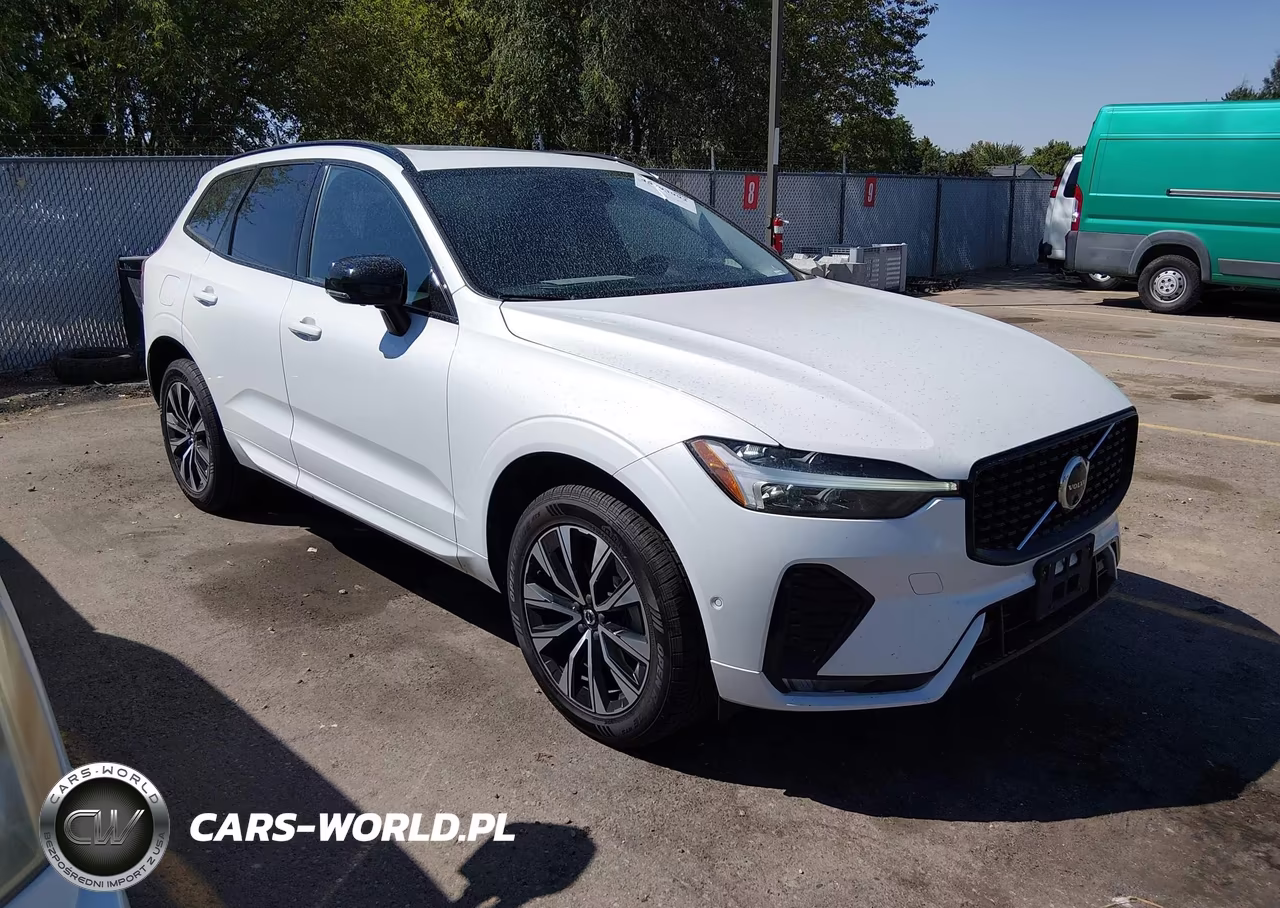 2024 Volvo Xc60 B5 Plus Dark Theme – zdjęcie 1 z 16
