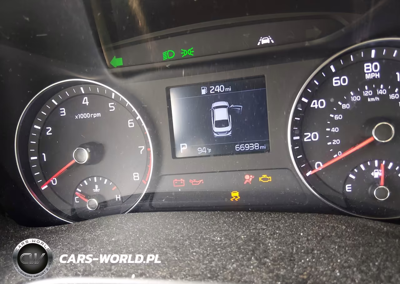 2019 Kia Forte Lxs VIN:3KPF24AD8KE125674 - 7