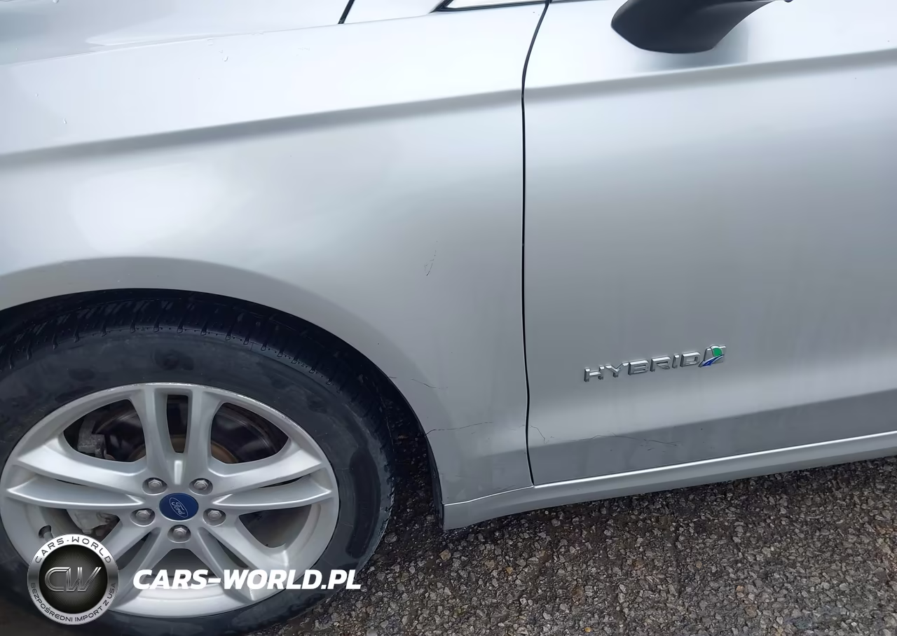 2018 Ford Fusion Hybrid S VIN:3FA6P0UU3JR279132 - 13