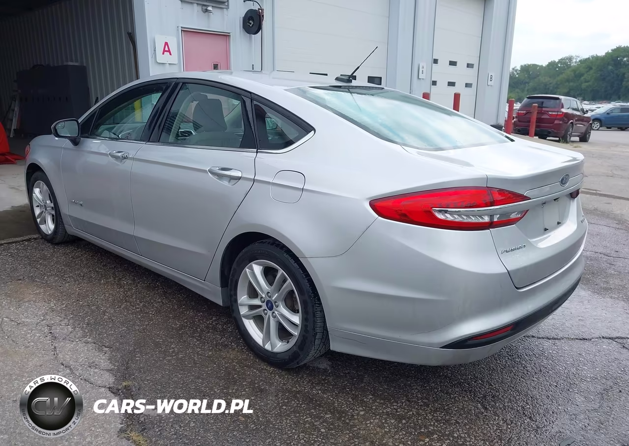 2018 Ford Fusion Hybrid S VIN:3FA6P0UU3JR279132 - 3