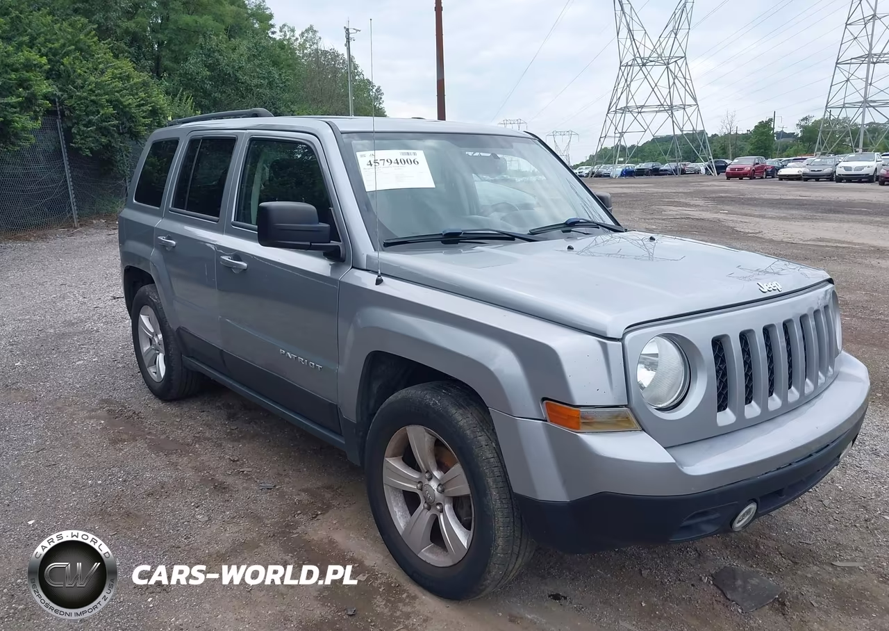 2015 Jeep Patriot Latitude – zdjęcie 1 z 12