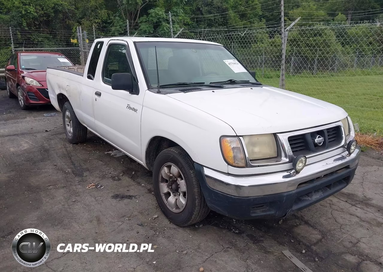 2000 Nissan Frontier Xe