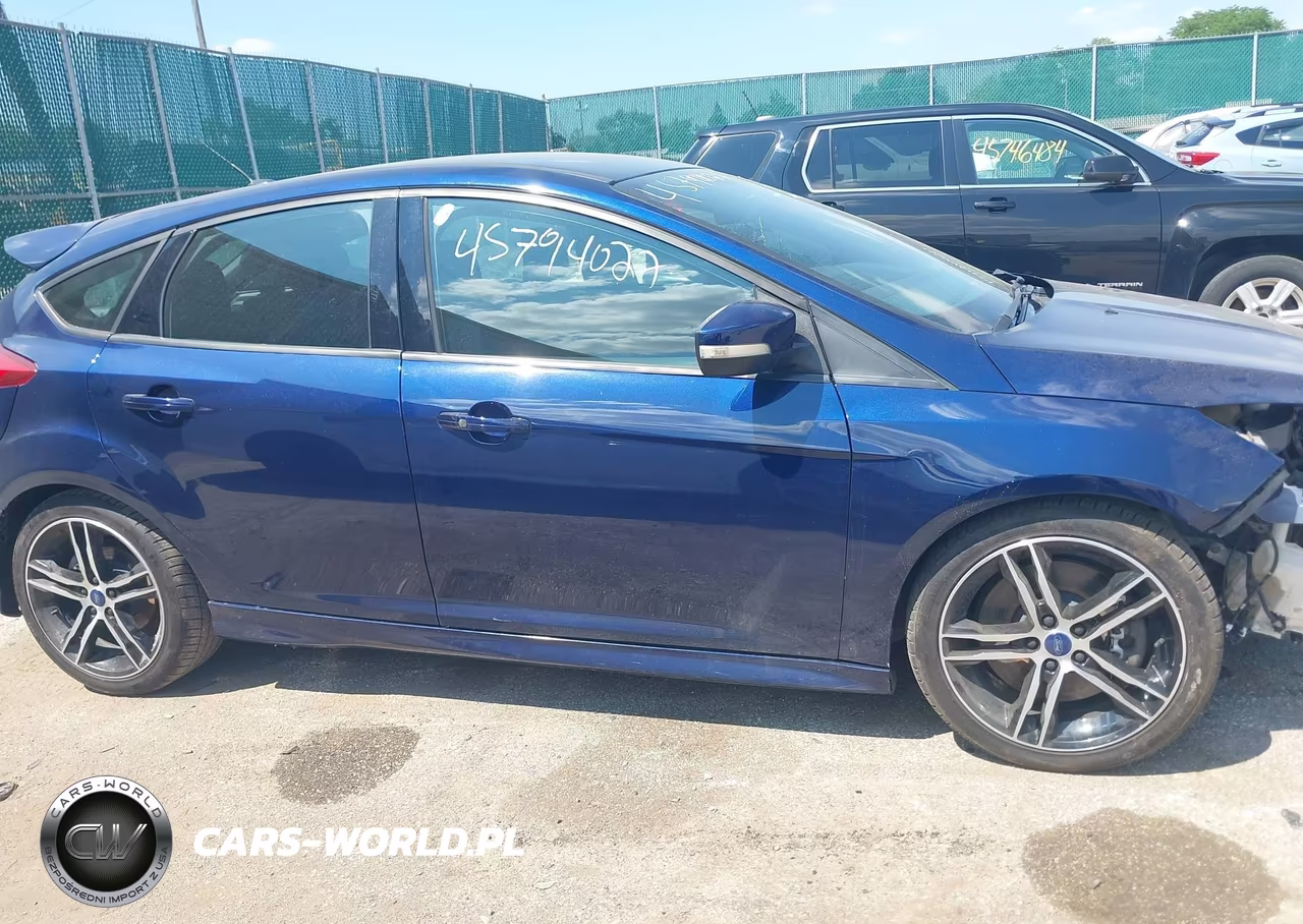 2017 Ford Focus St VIN:1FADP3L95HL346621 - 14