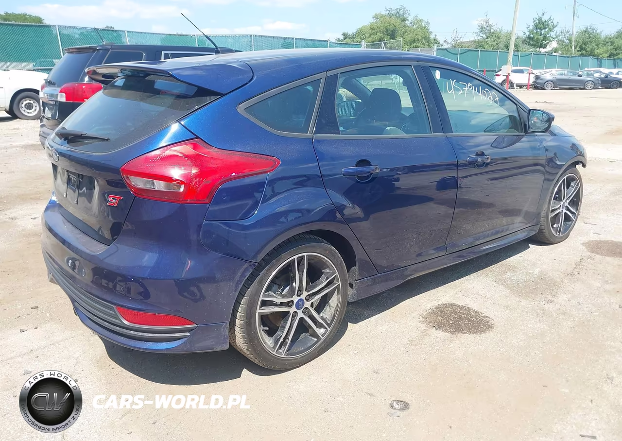 2017 Ford Focus St VIN:1FADP3L95HL346621 - 4
