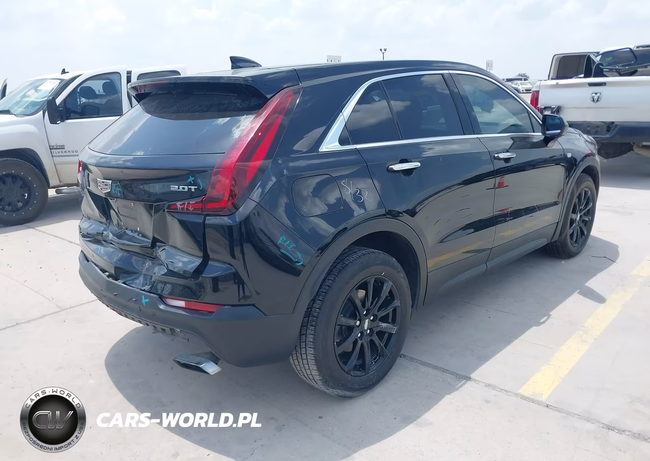 2019 Cadillac Xt4 Luxury VIN:1GYAZAR45KF184822 - 4