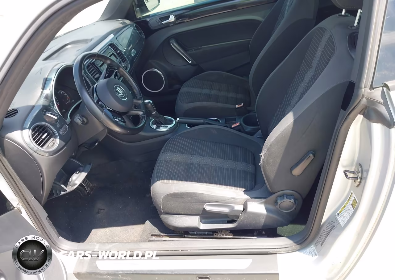 2012 Volkswagen Beetle 2.0T VIN:3VWV67AT2CM617551 - 8