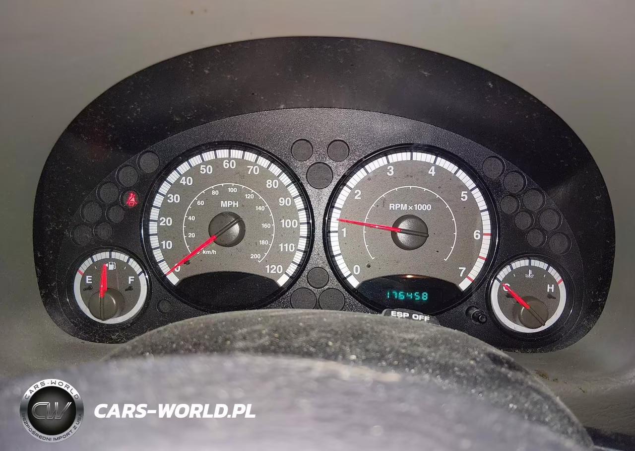 2007 Jeep Liberty Sport VIN:1J4GL48K37W645598 - 7