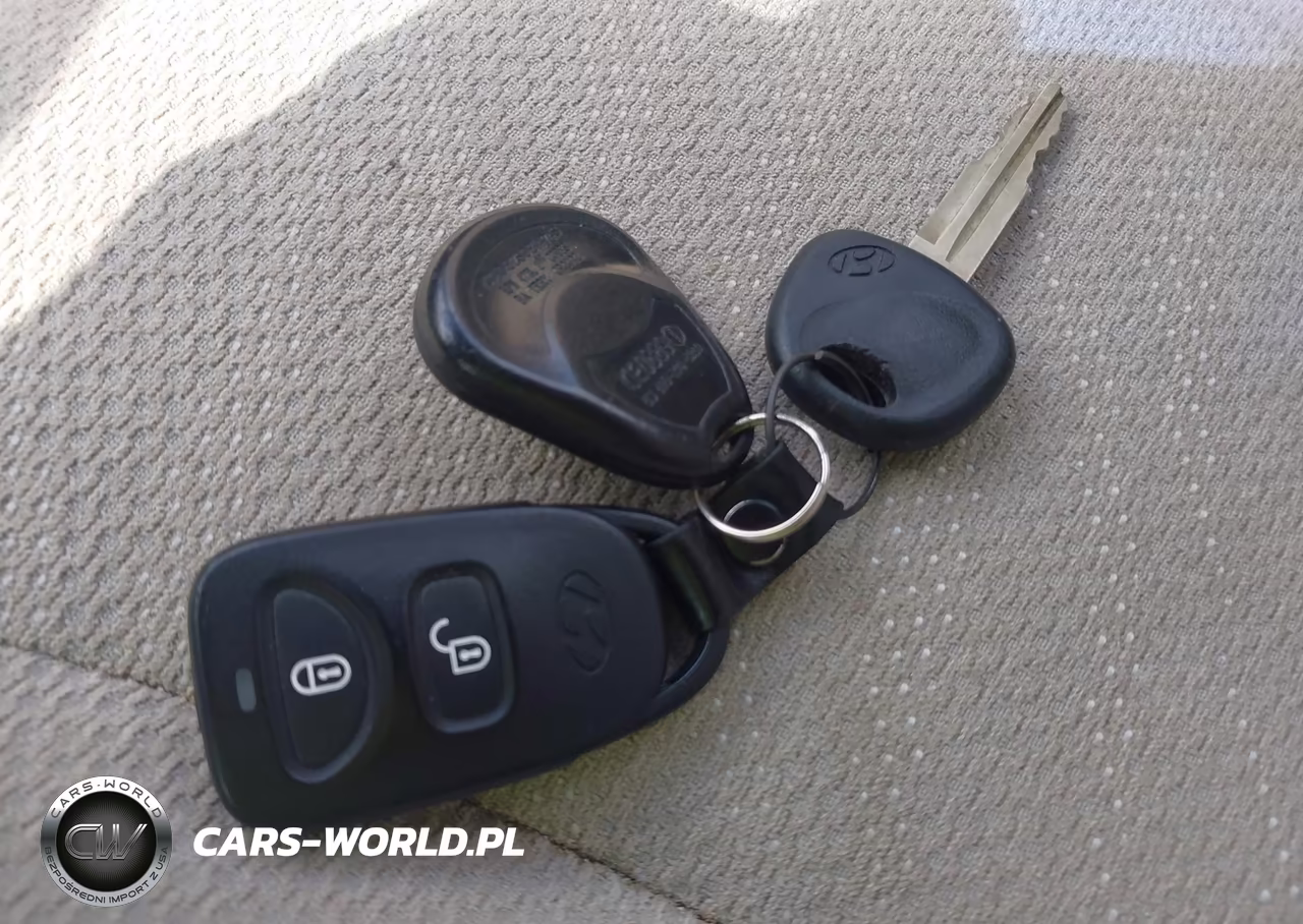 2005 Hyundai Tucson Gl VIN:KM8JM12B85U148678 - 11