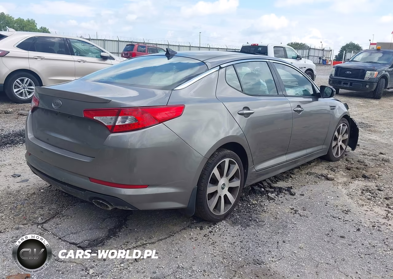 2012 Kia Optima Sx VIN:5XXGR4A69CG012679 - 4