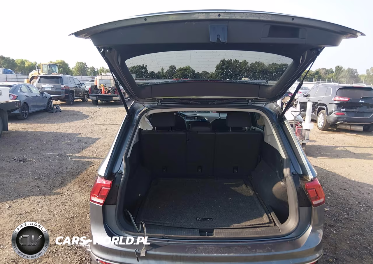 2020 Volkswagen Tiguan 2.0T Se-2.0T Se R-Line Black-2.0T Sel VIN:3VV2B7AX6LM142458 - 18