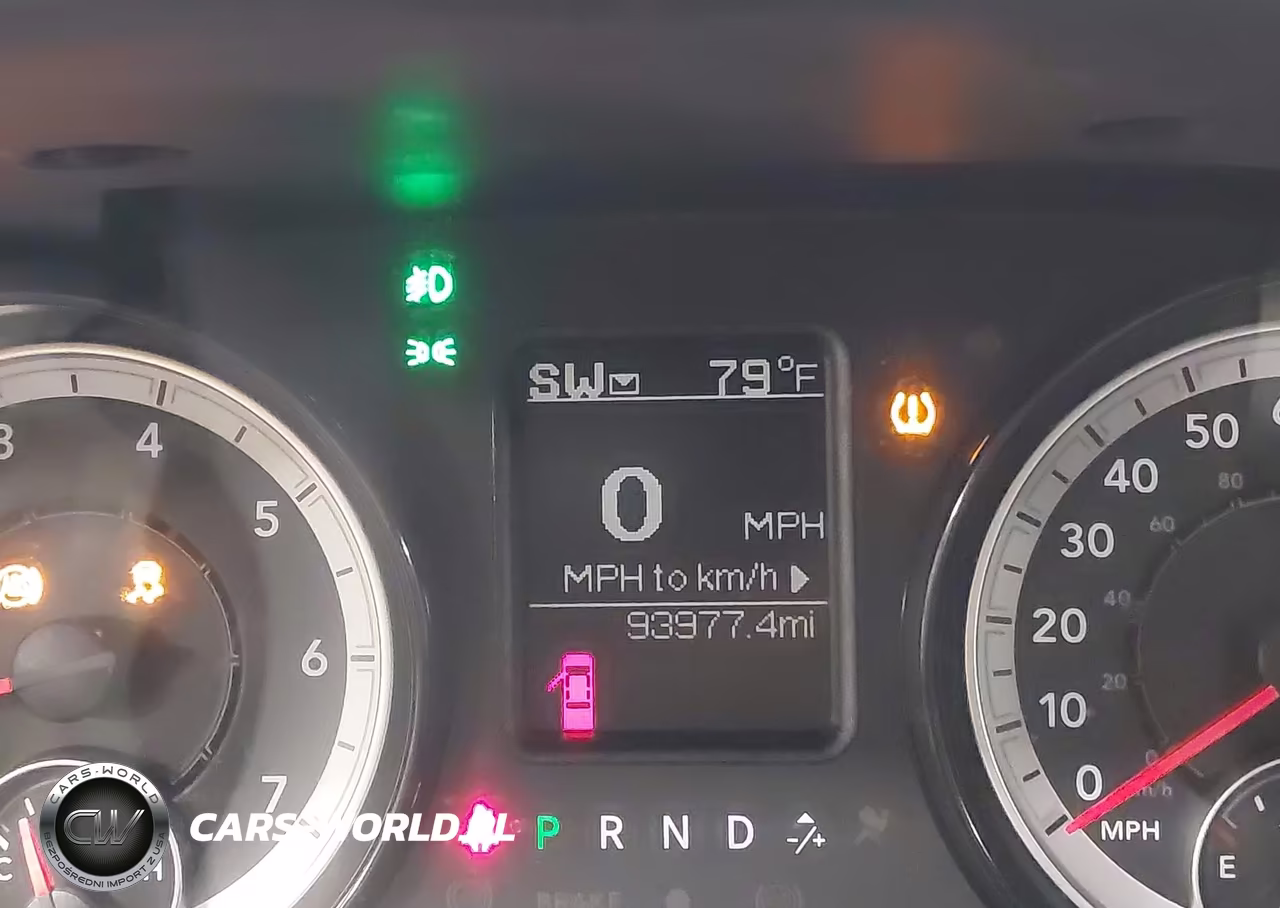 2019 Ram 1500 Classic Express 4X4 6'4 Box VIN:1C6RR7FT8KS517567 - 15