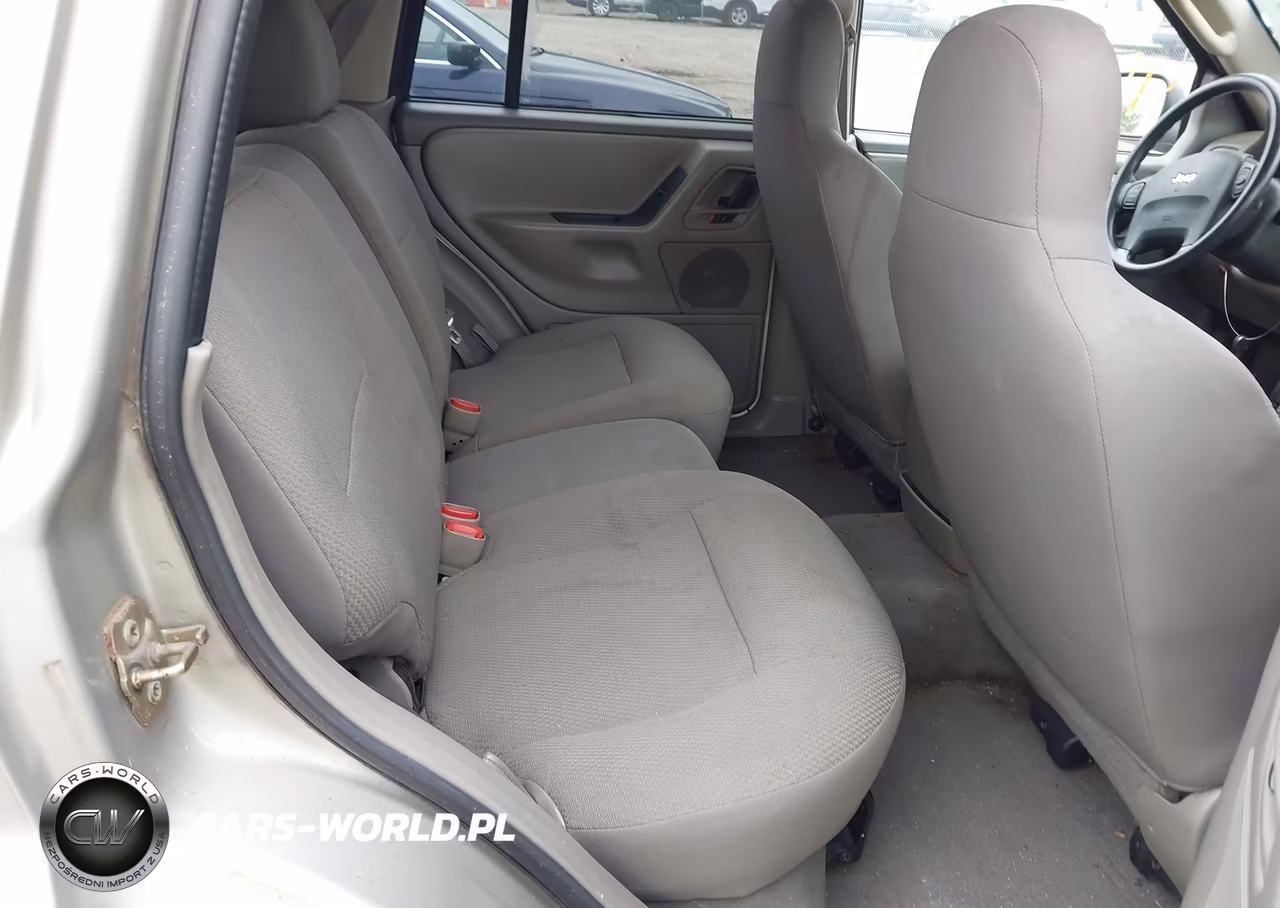 2004 Jeep Grand Cherokee Laredo VIN:1J4GW48SX4C148861 - 8