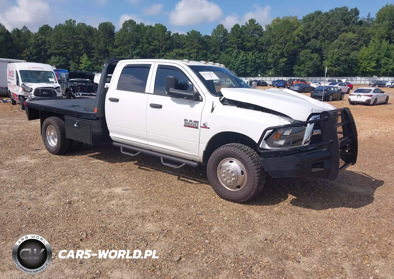 2014 Ram 3500 Chassis Tradesman-Slt-Laramie