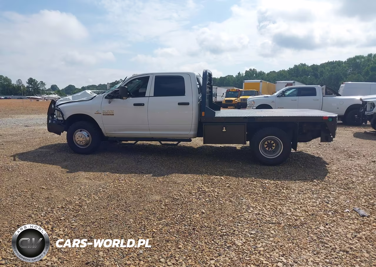 2014 Ram 3500 Chassis Tradesman-Slt-Laramie VIN:3C7WRTCL6EG193686 - 16