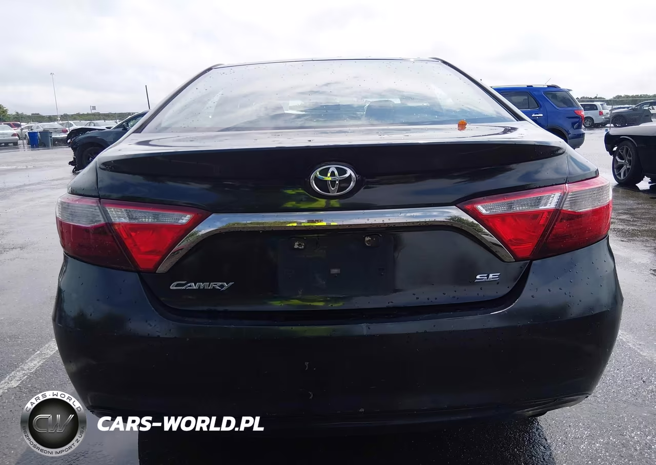2015 Toyota Camry Se VIN:4T1BF1FK5FU047334 - 16