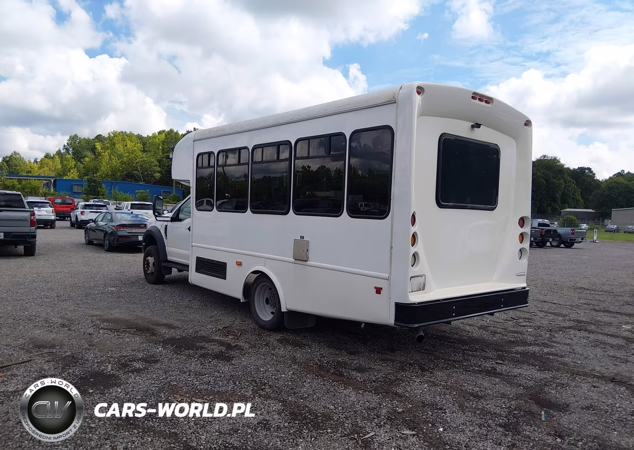 2019 Ford F-450 Chassis Xl VIN:1FDAF4GY5KDA00430 - 3