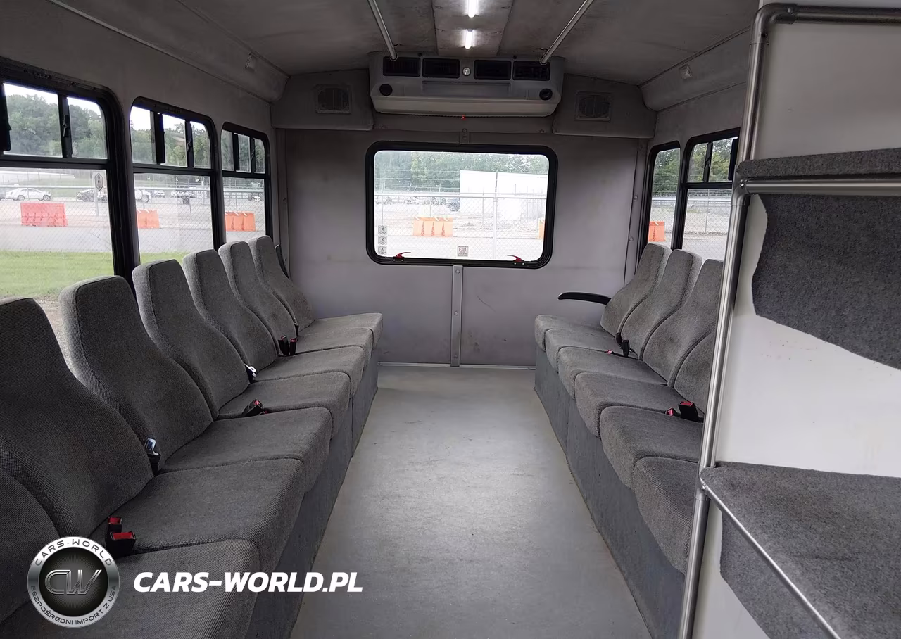 2019 Ford F-450 Chassis Xl VIN:1FDAF4GY5KDA00430 - 8