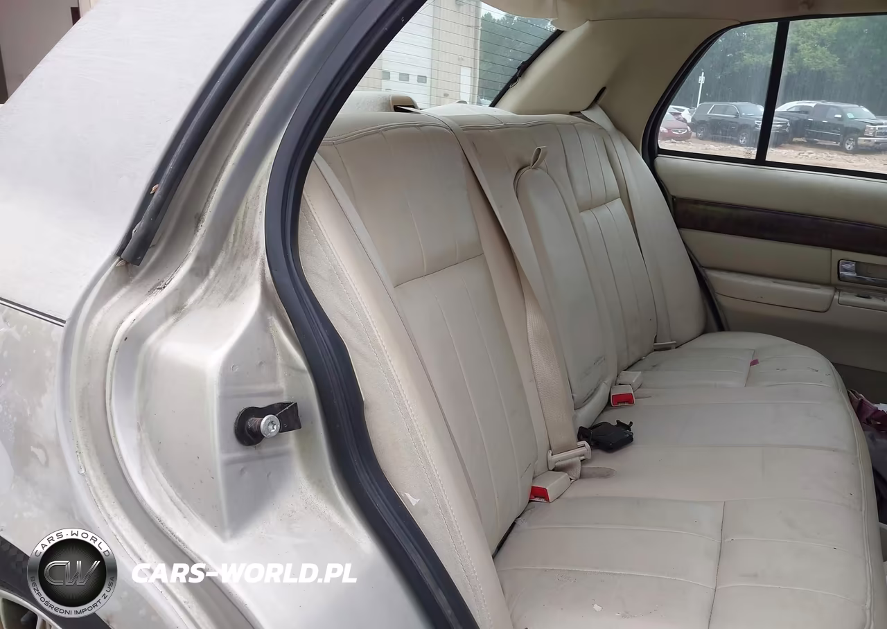 2008 Mercury Grand Marquis Ls VIN:2MEFM75V28X662718 - 8