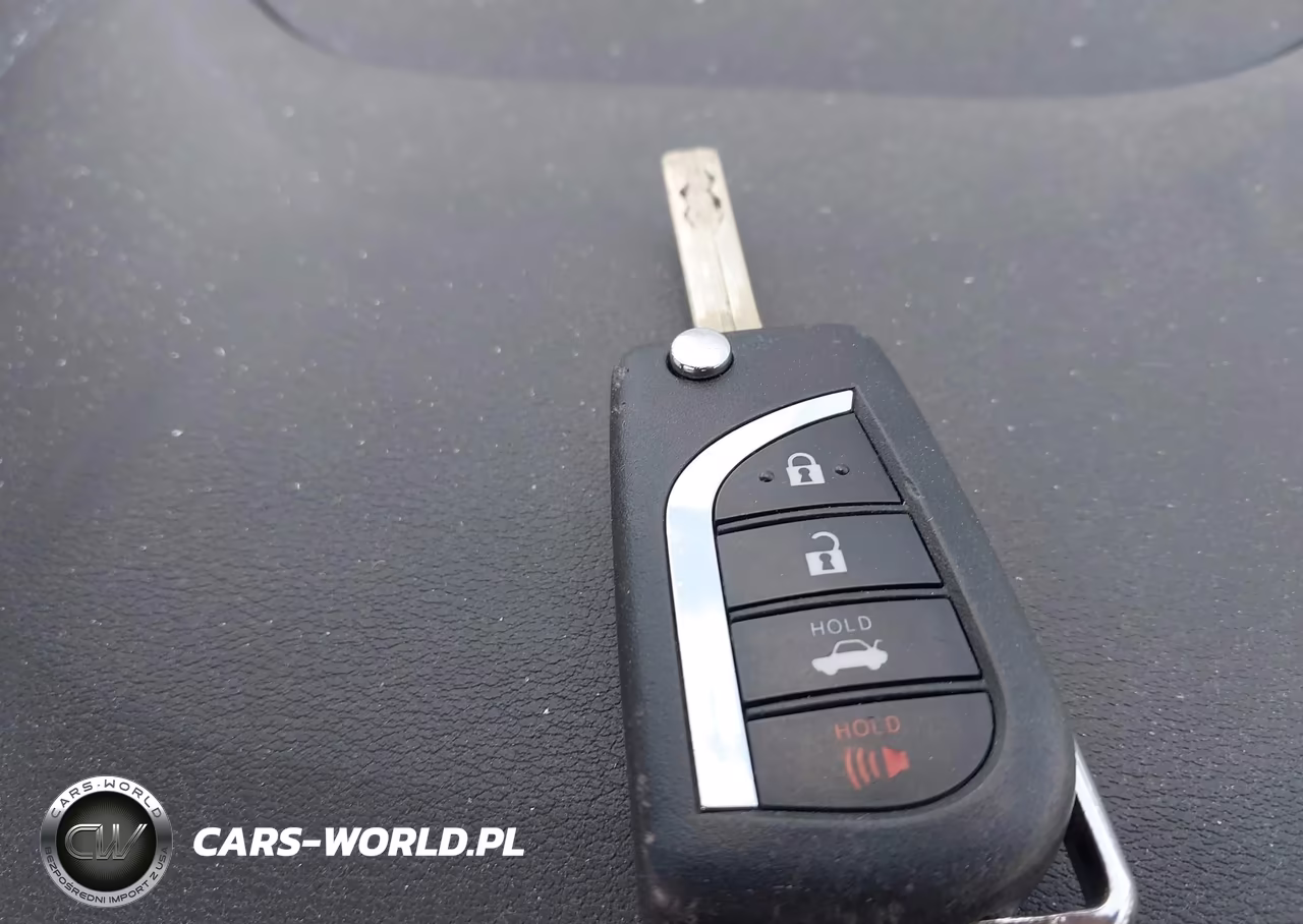 2022 Toyota Corolla Le VIN:JTDEPMAE4NJ194603 - 11