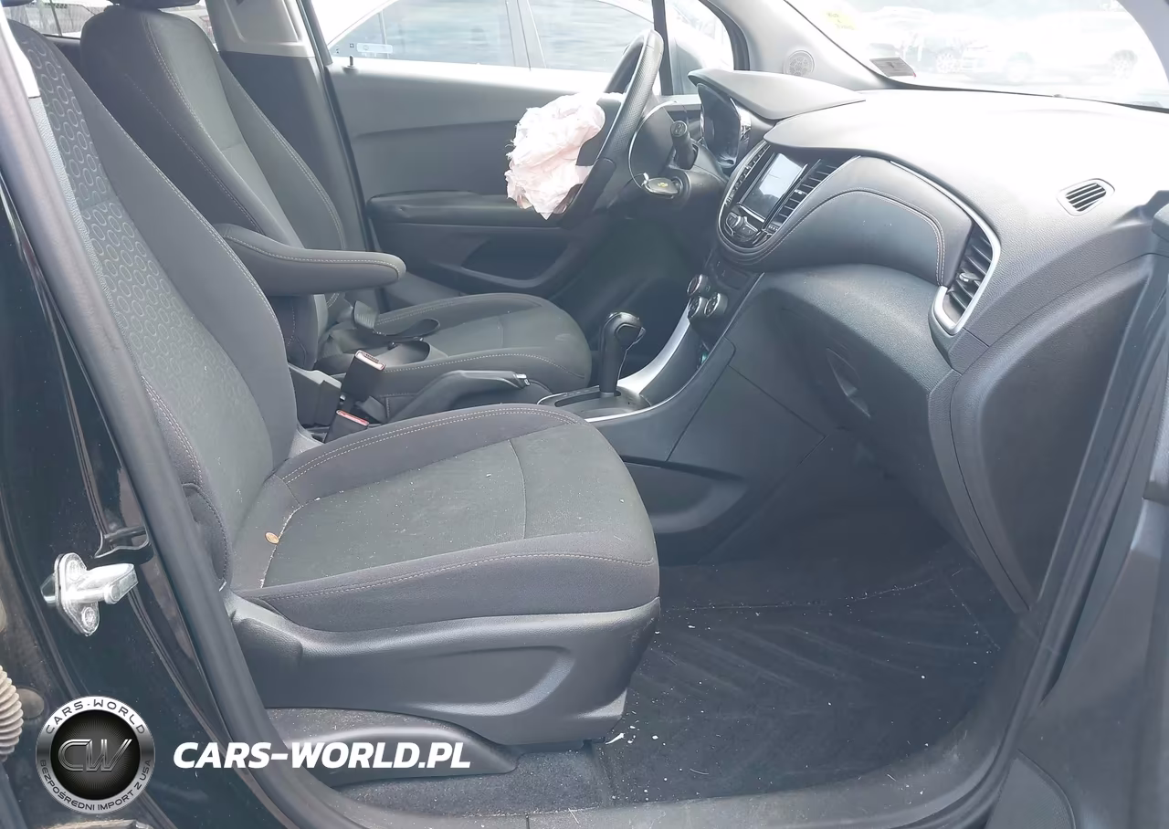 2020 Chevrolet Trax Awd Ls VIN:3GNCJNSB4LL321687 - 5