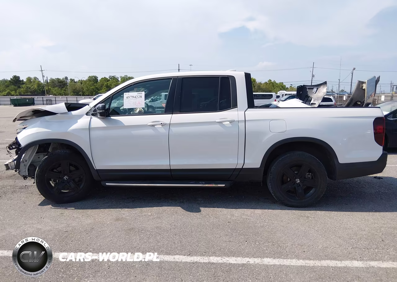 2021 Honda Ridgeline Black Edition VIN:5FPYK3F84MB012114 - 14