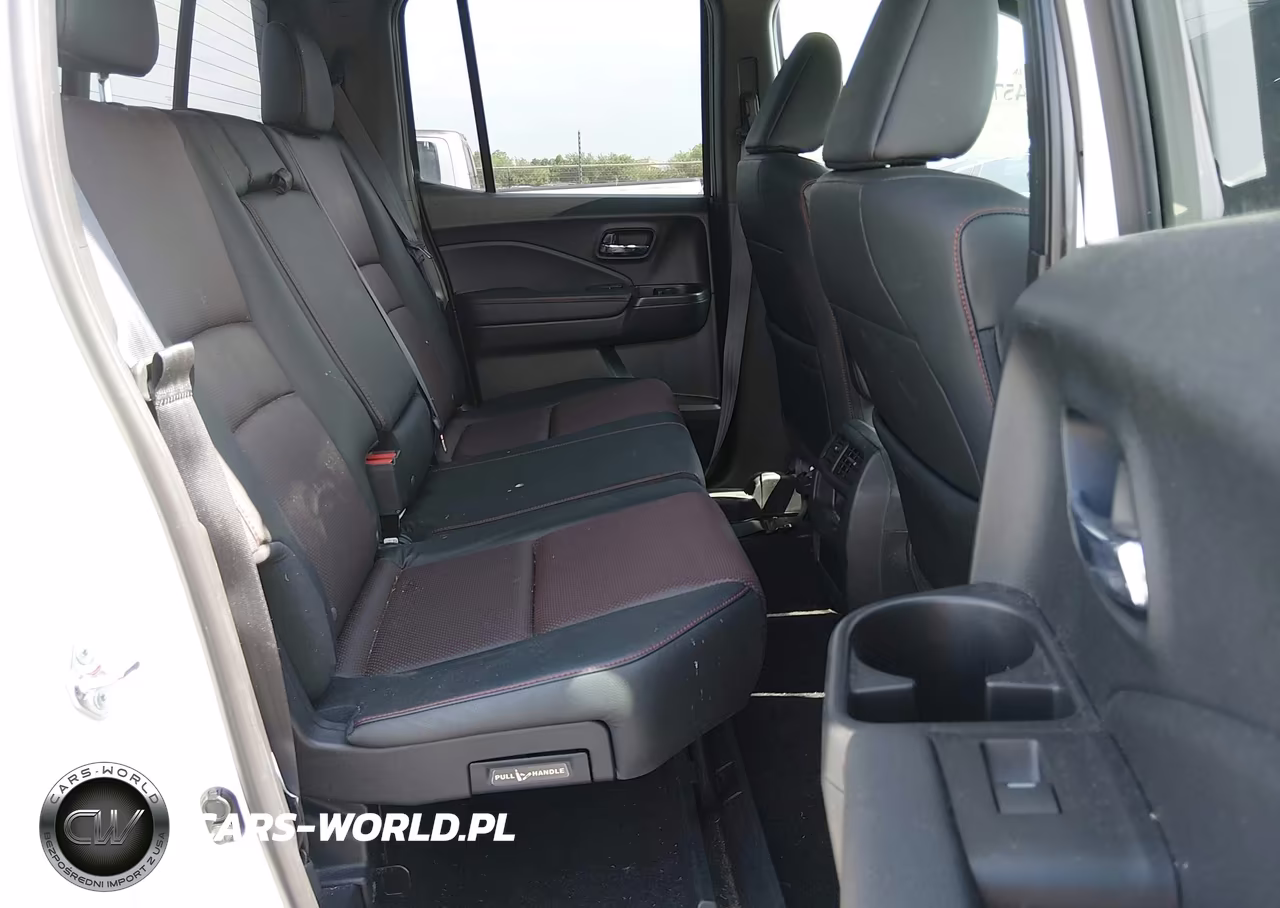 2021 Honda Ridgeline Black Edition VIN:5FPYK3F84MB012114 - 8