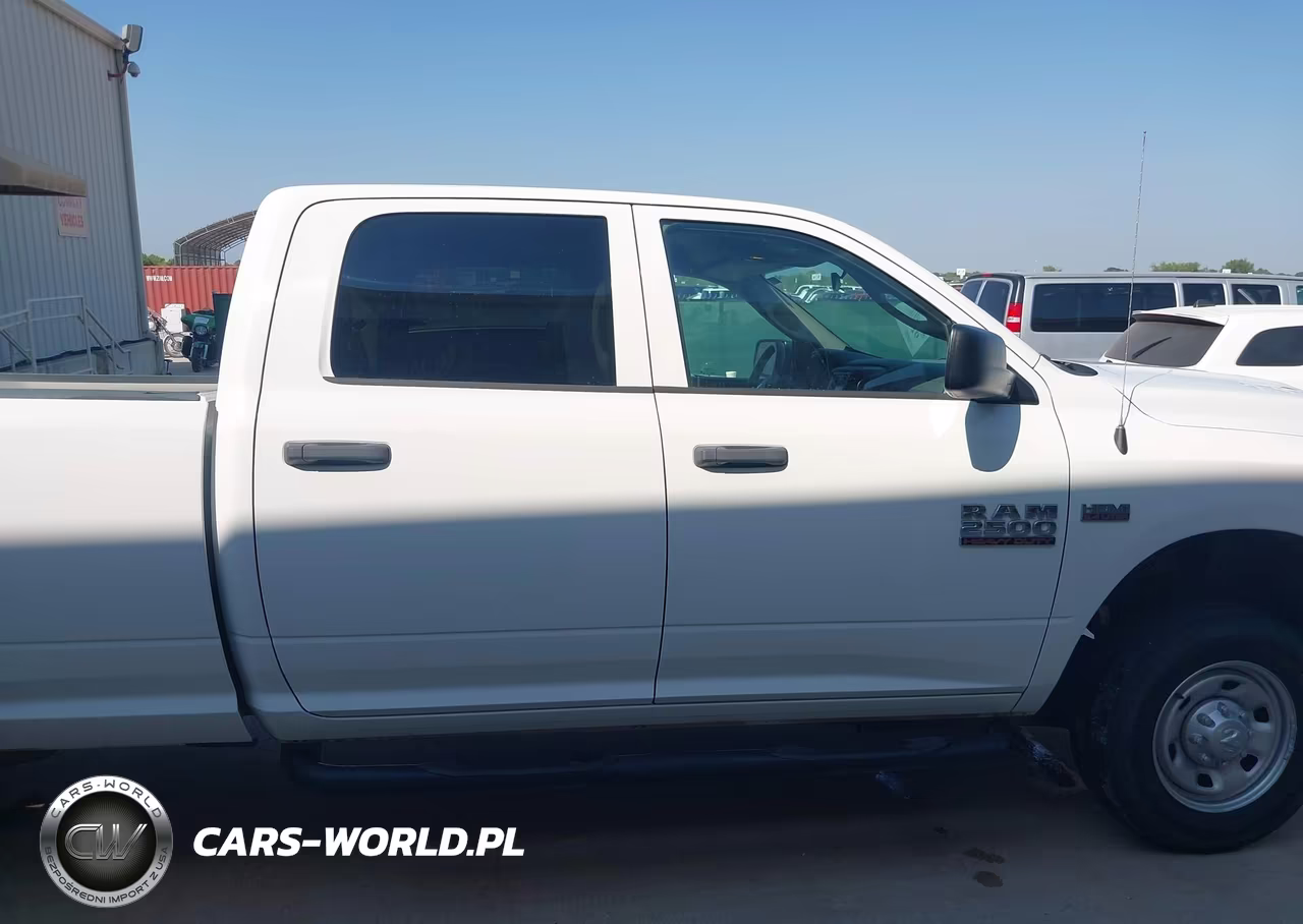 2017 Ram 2500 Tradesman 4X4 8' Box VIN:3C6UR5HJ9HG744177 - 15